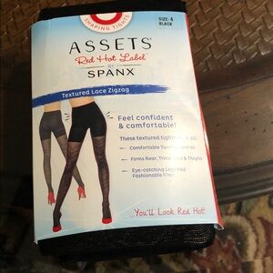 SPANX Black Textured Lace Zigzag Tights